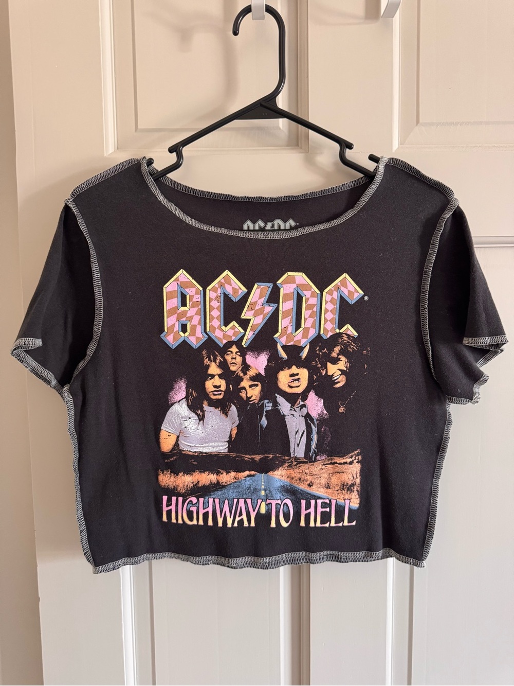 Ac/dc cropped highway to hell shirt L